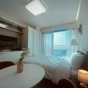  Apartment Skytop The