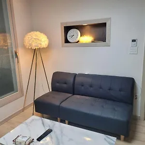 Apartment Sungeuidong Happy For 10 Pax